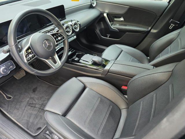 MERCEDES-BENZ A 180 Automatic Sport