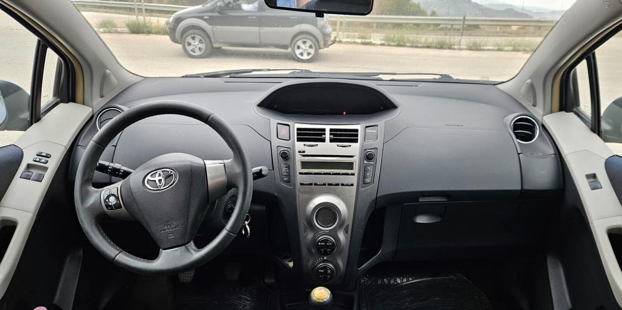 Toyota Yaris 1.4 Diesel 5 porte Navi