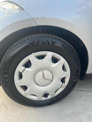 MERCEDES-BENZ A 180 CDI Elegance