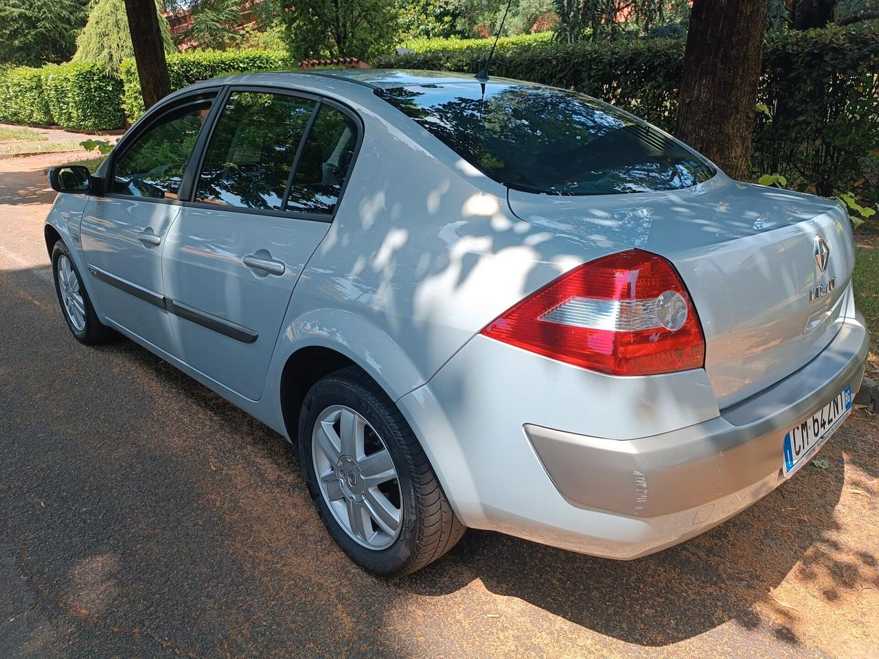 Mégane 1.4 16V BENZINA 5 porte ----KM 74000----UNIPROP