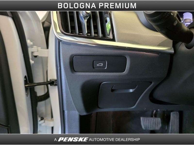 Volvo V90 Cross Country B4 (d) AWD automatico Ultimate