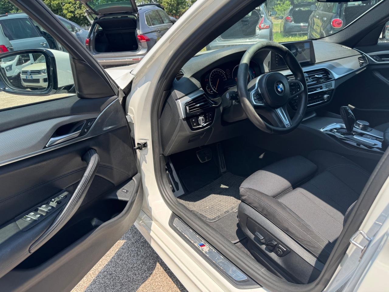 Bmw 520d xDrive Msport FULL SERVICE UNIPRO