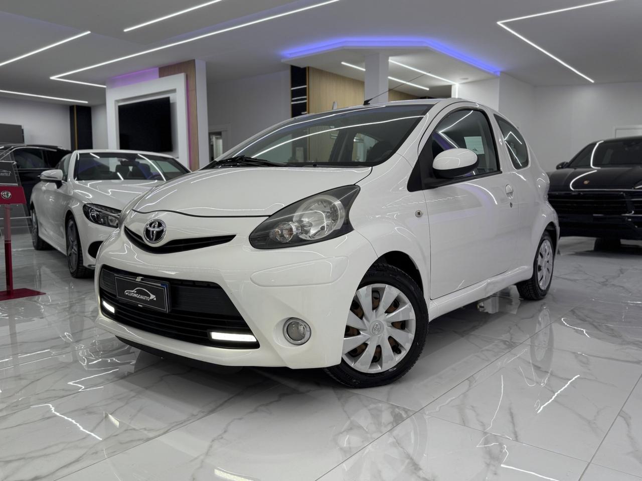 Toyota Aygo 1.0 Now Full Opt