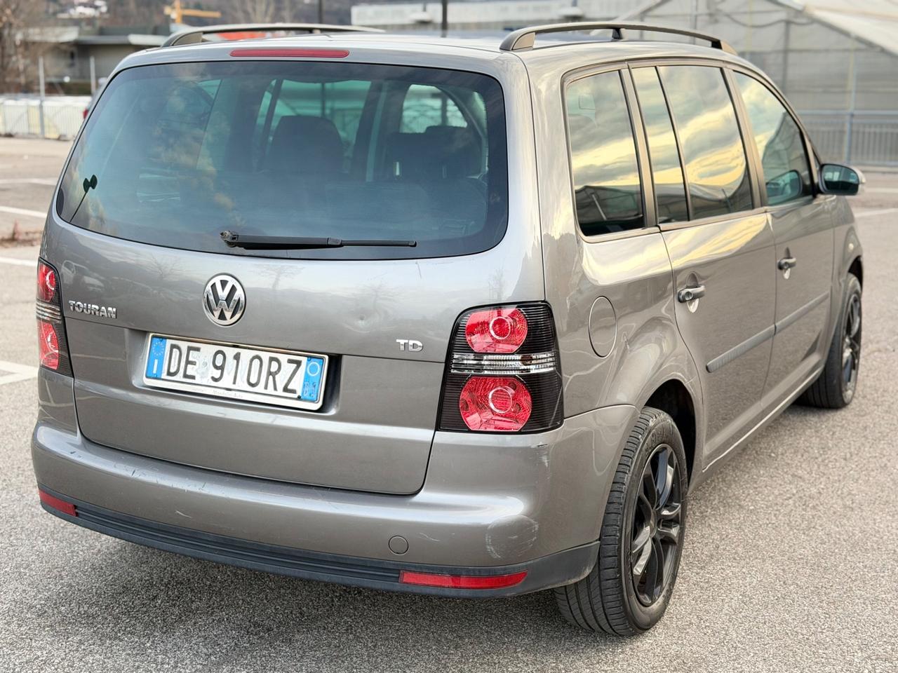 Volkswagen Touran 1.9 TDI 105CV OK NEOPATENTATI