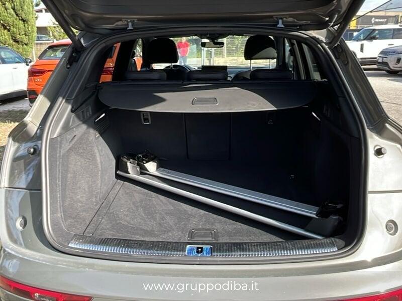 Audi Q5 II 2020 40 2.0 tdi mhev 12V S line quattro s-tronic