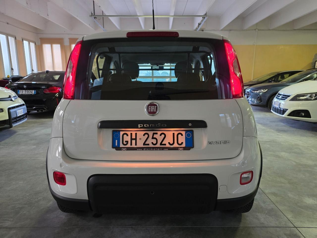 Fiat Panda 1.0 FireFly S&S Hybrid City Life AUTOCARRO N1 4 posti