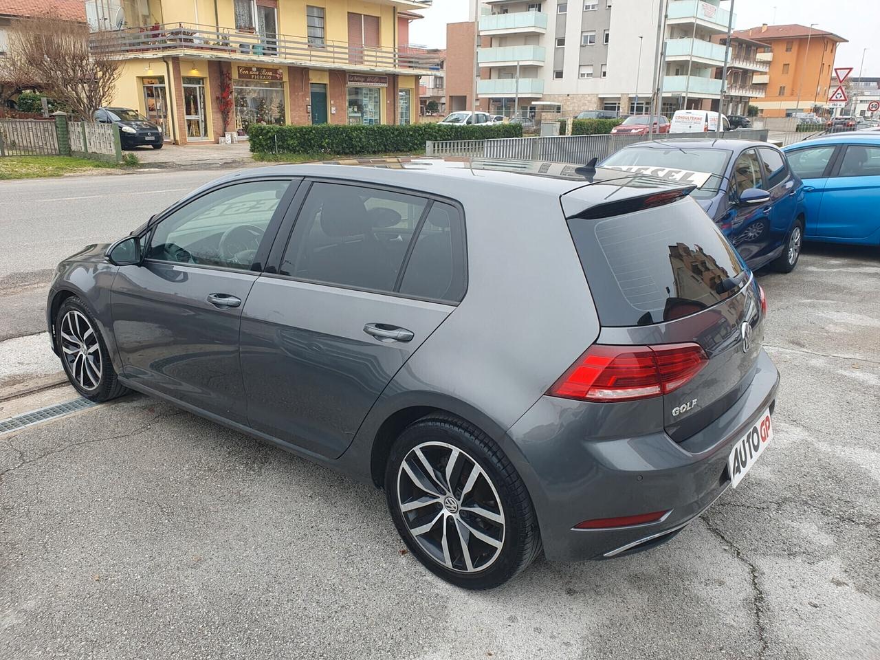 Volkswagen Golf 1.6 TDI 115 CV 5p. Business Neop 2017