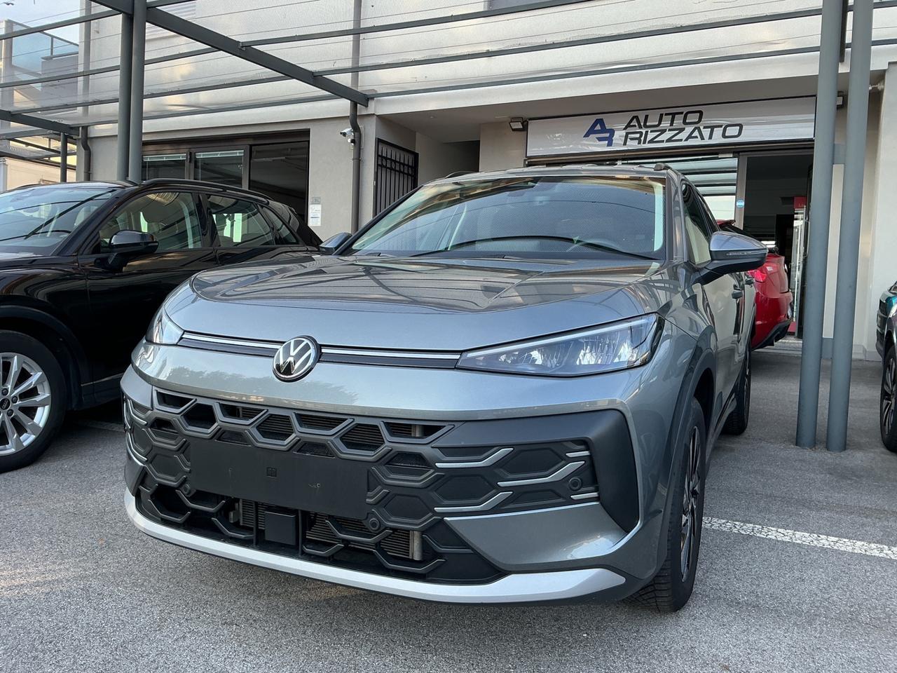 Volkswagen T-Roc 1.5 eTSI ACT DSG Life - km 22.000