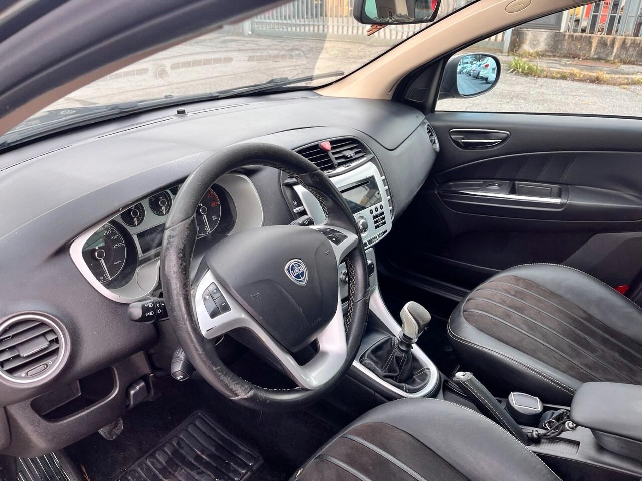 Lancia Delta 1.4 T-Jet 120 CV Argento Ecochic GPL