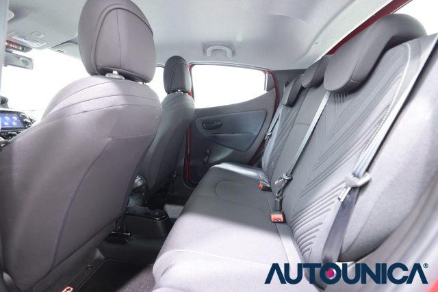 LANCIA Ypsilon 1.0 FIREFLY 5 PORTE S&S HYBRID GOLD FARI LED