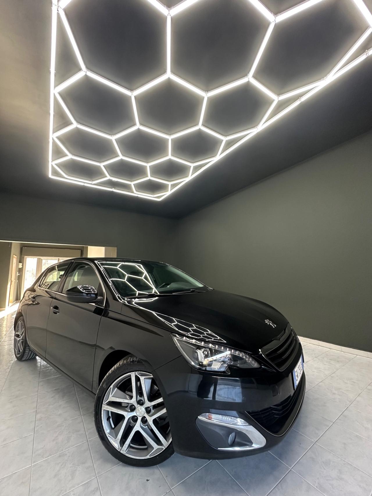 Peugeot 308 BlueHDi 150 S&S Allure