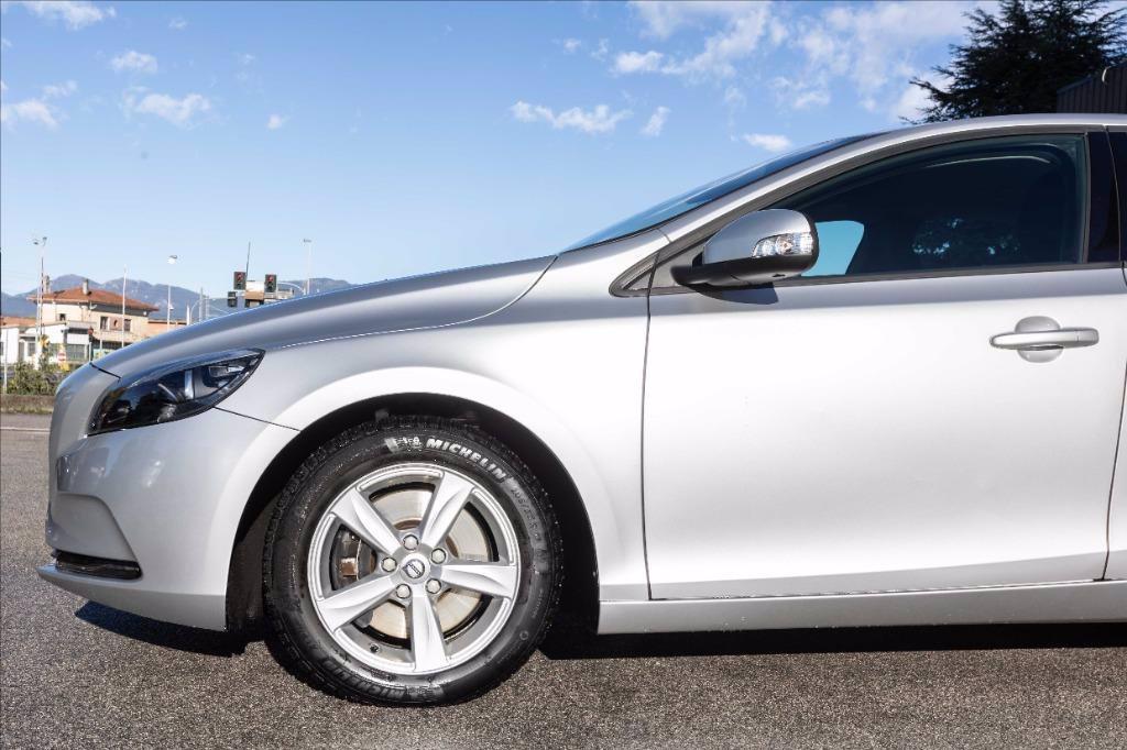 VOLVO V40 2.0 d2 Kinetic geartronic del 2016
