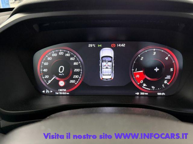 VOLVO XC40 D3 150 CV Business prezzo reale