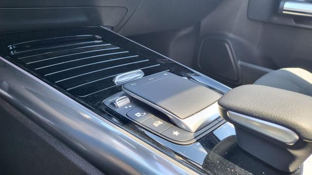 MERCEDES-BENZ GLA 200 d 4 MATIC PREMIUM AMG TETTO TAGLIANDI MB GARANZIA