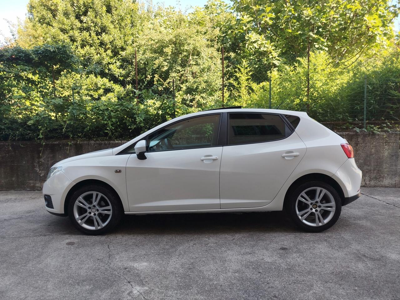 Seat Ibiza 1.6 BENZINA 105cv Sport / TETTO PANO