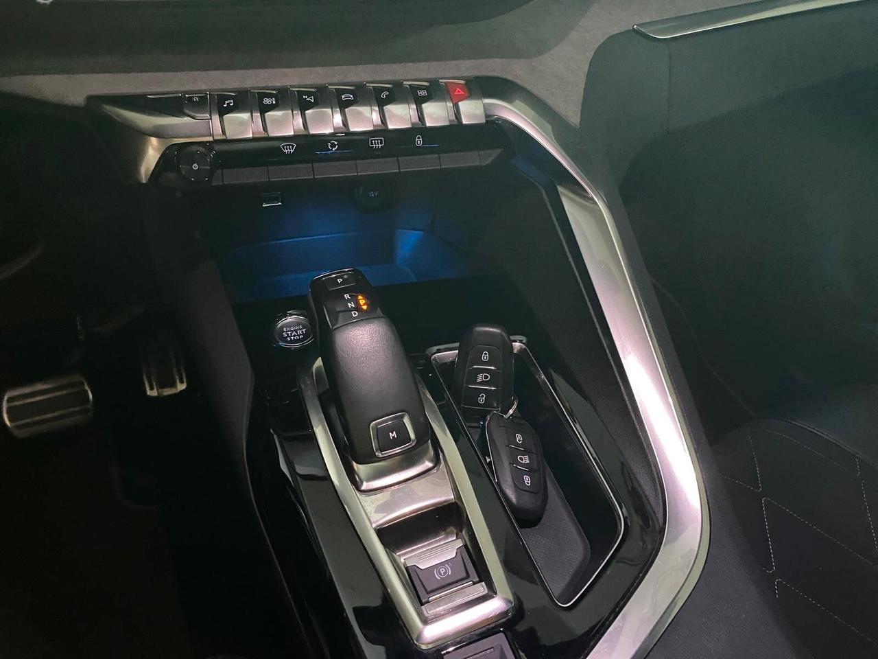 PEUGEOT 5008 BLUEHDI GT PACK 177CV - FULL LED, VIRTUAL COCKPIT, SETTE POSTI