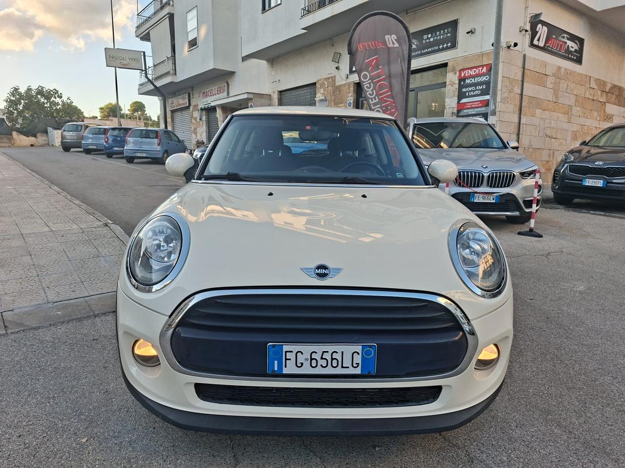 Mini 1.5 One D * Navi * Garantita 12 Mesi