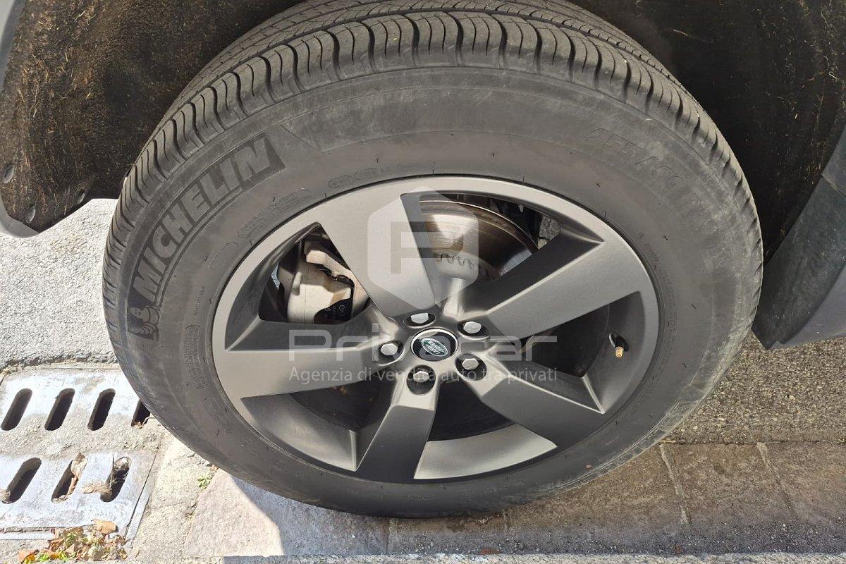 LAND ROVER Defender 90 3.0D I6 250 CV AWD Auto SE