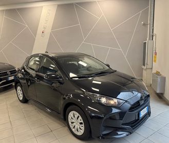 Toyota Yaris 1.5H Active // IBRIDA // BusinessPack // ITALIANA