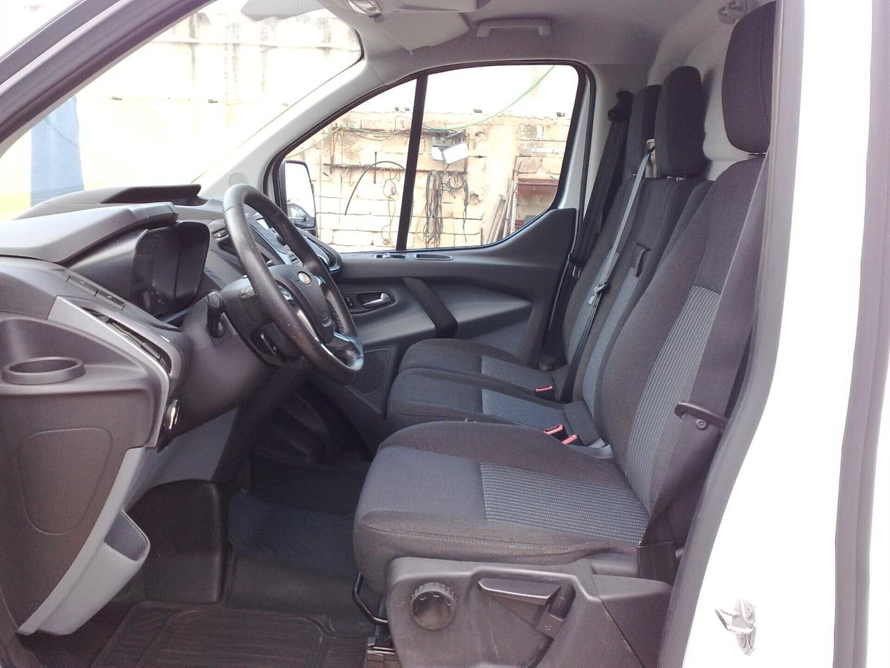 Ford Transit Custom 2.0tdci P.LUNGO - 2017
