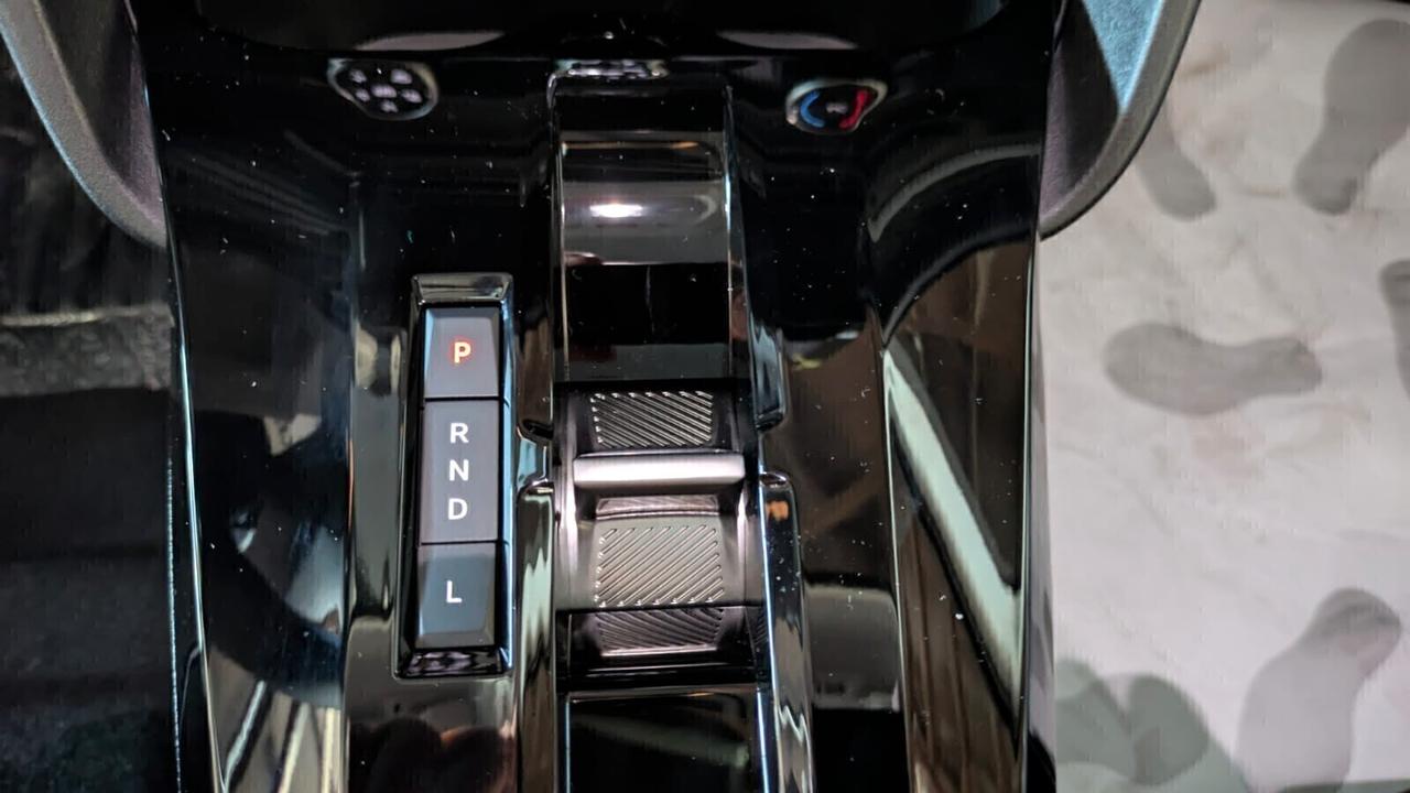 Citroen C3 110 HYBRID MAX KM0