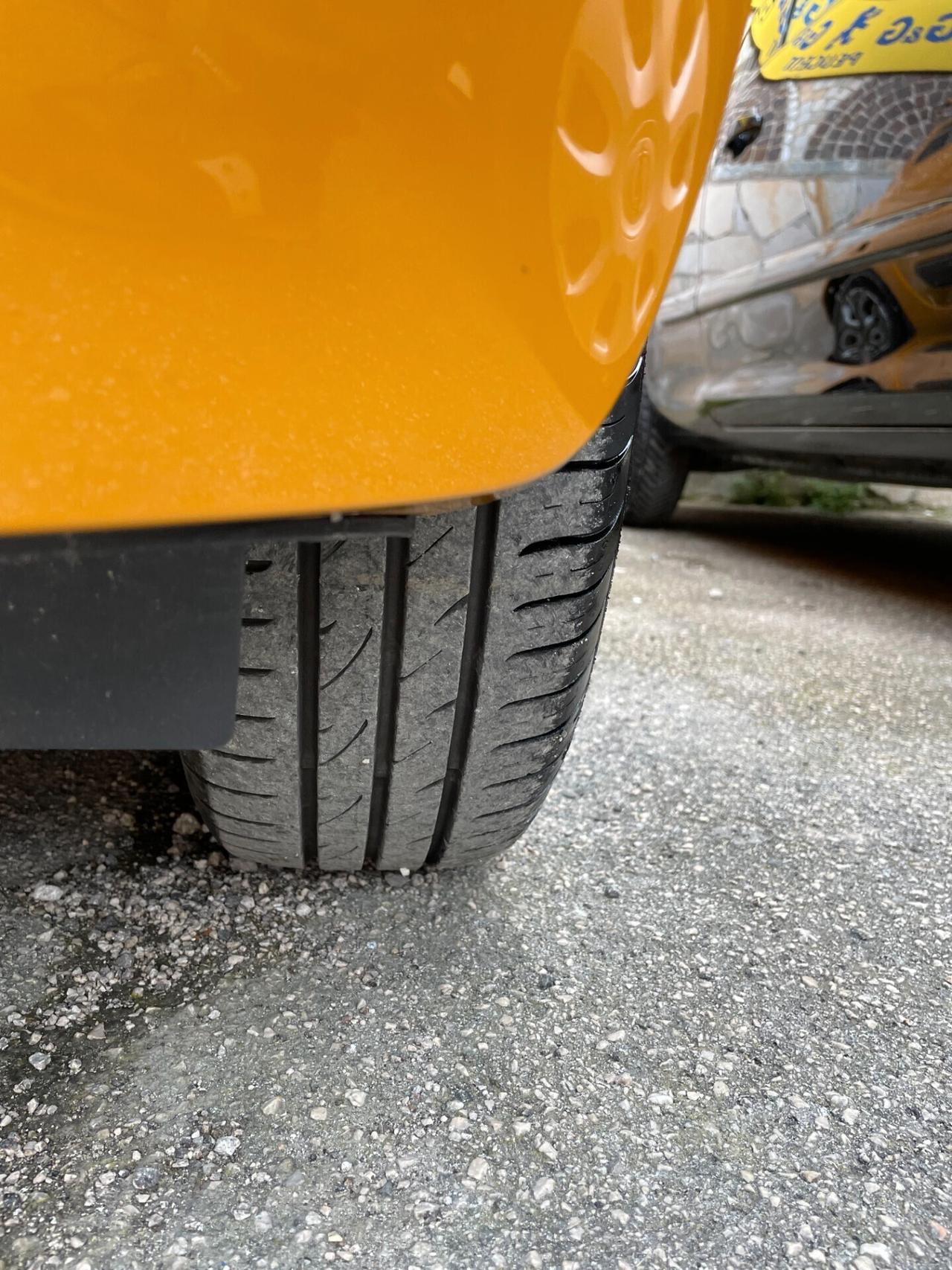 Renault Twingo SCe 65 CV Intens