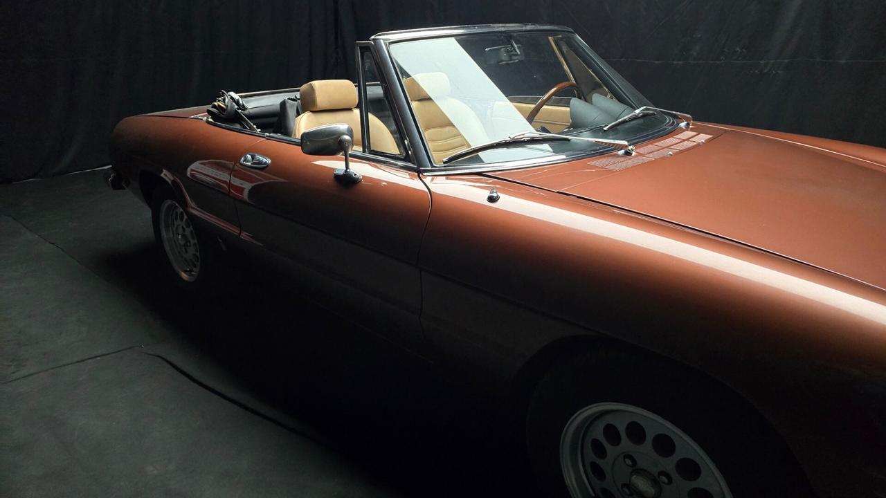 Alfa Romeo Spider Veloce 2.0 CERTIF. ASI con C.R.S.