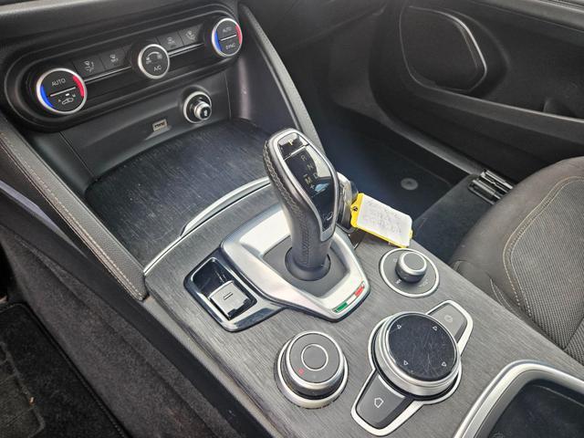 ALFA ROMEO Stelvio 2.2 Turbodiesel 190 CV AT8 Q4 Business