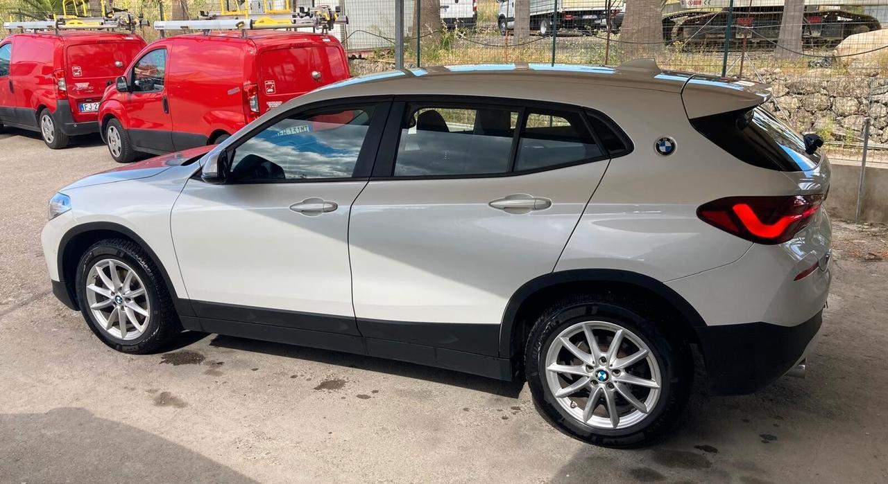Bmw X2 xDrive18d Business-Xdrive