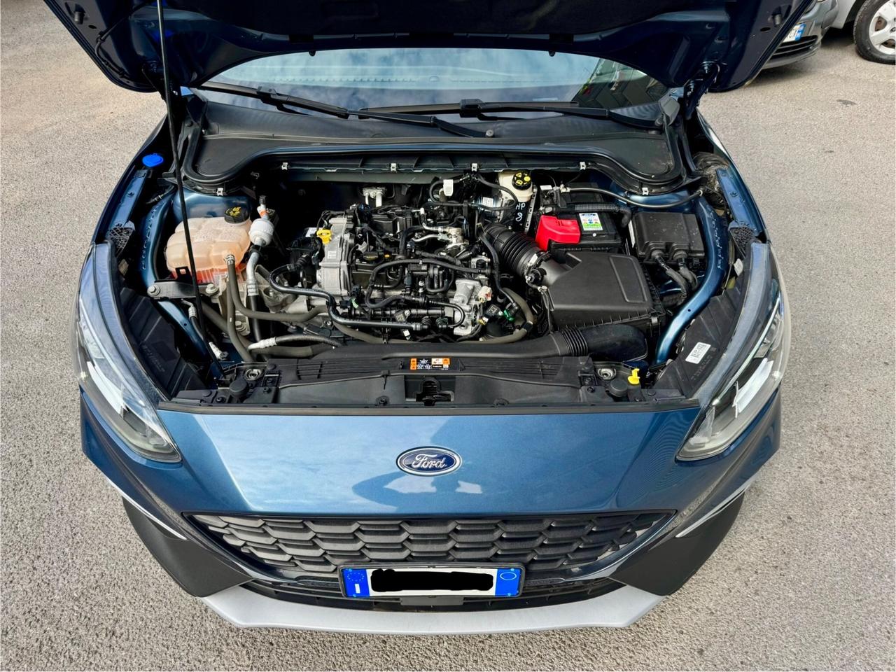 Ford Focus 1.0 Hybrid 125 CV Active acc permute