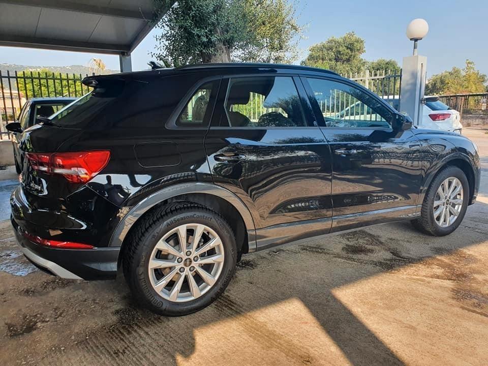 Audi Q3 35 TDI S tronic Business Advanced