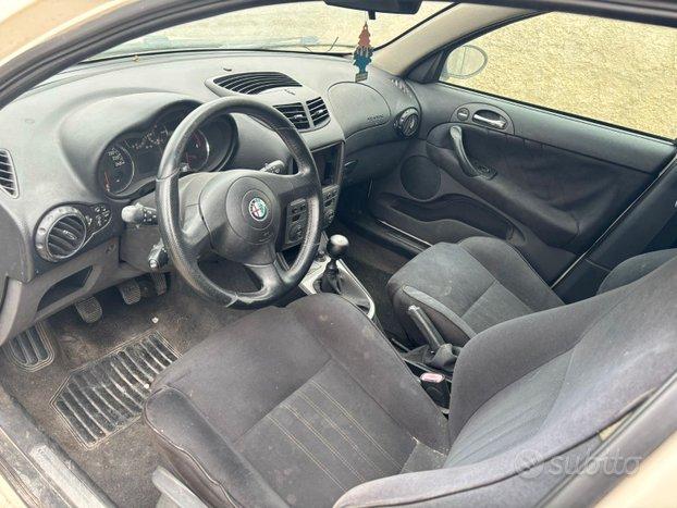 ALFA ROMEO 147 1.9 JTD - 2005