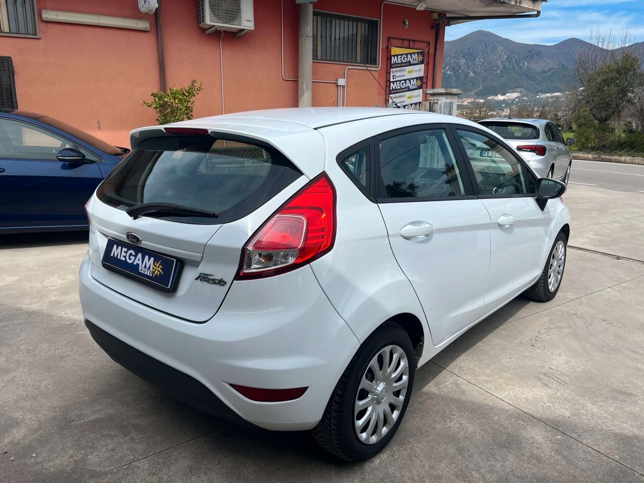 Ford Fiesta 1.5 TDCi 75CV 5 porte Business