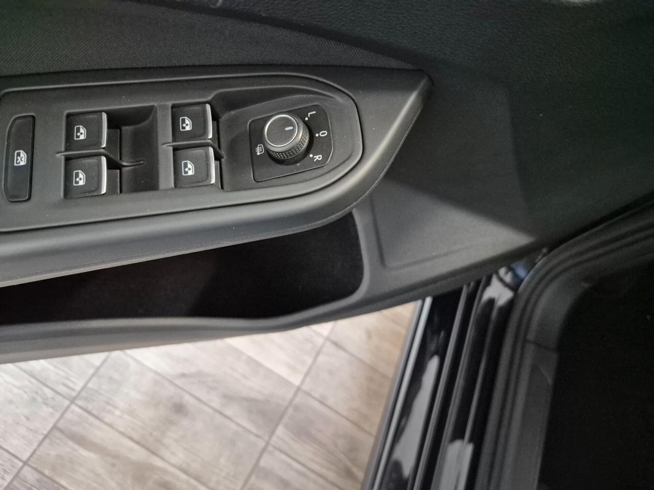 Volkswagen Golf 2.0 TDI DSG 5p. Executive BlueMotion Technology