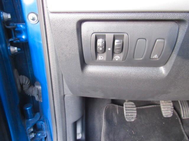 Renault Clio 1.2 16V 3 porte Confort NEOPATENTATI