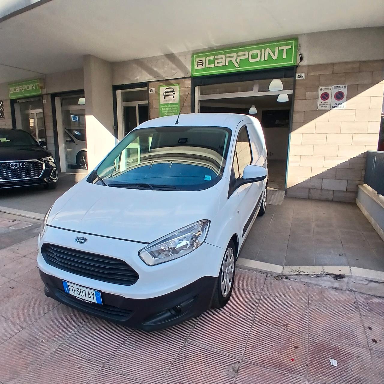 Ford transit courier