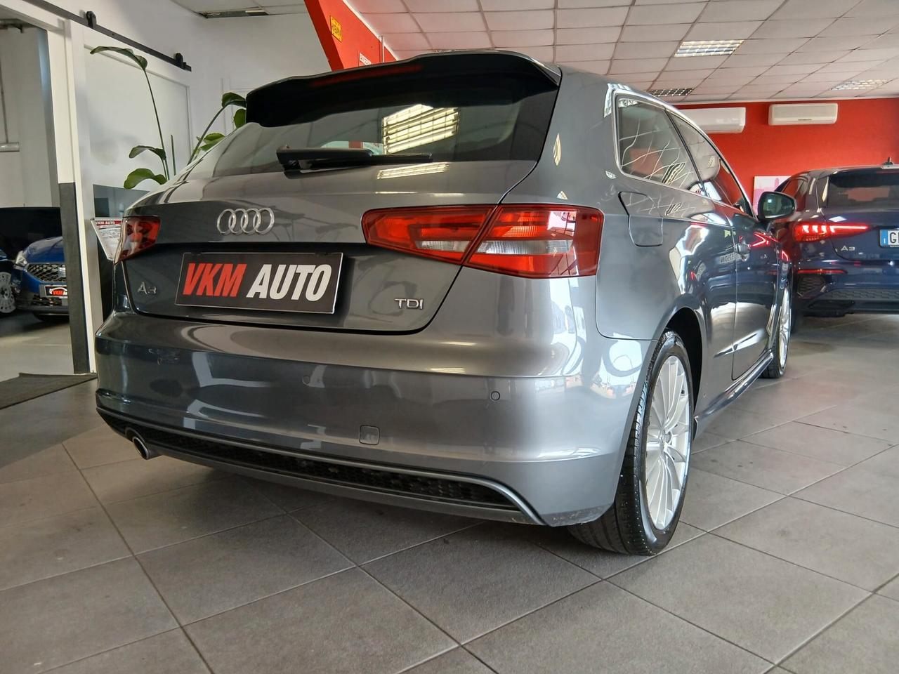 Audi A3 SLINE - 1.6 TDI 110CV UNICO PROPRIETARIO