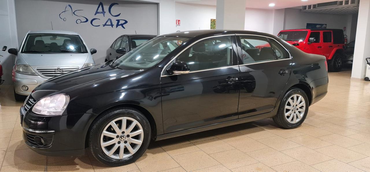 Volkswagen Jetta 2.0 16V TDI Comfortline