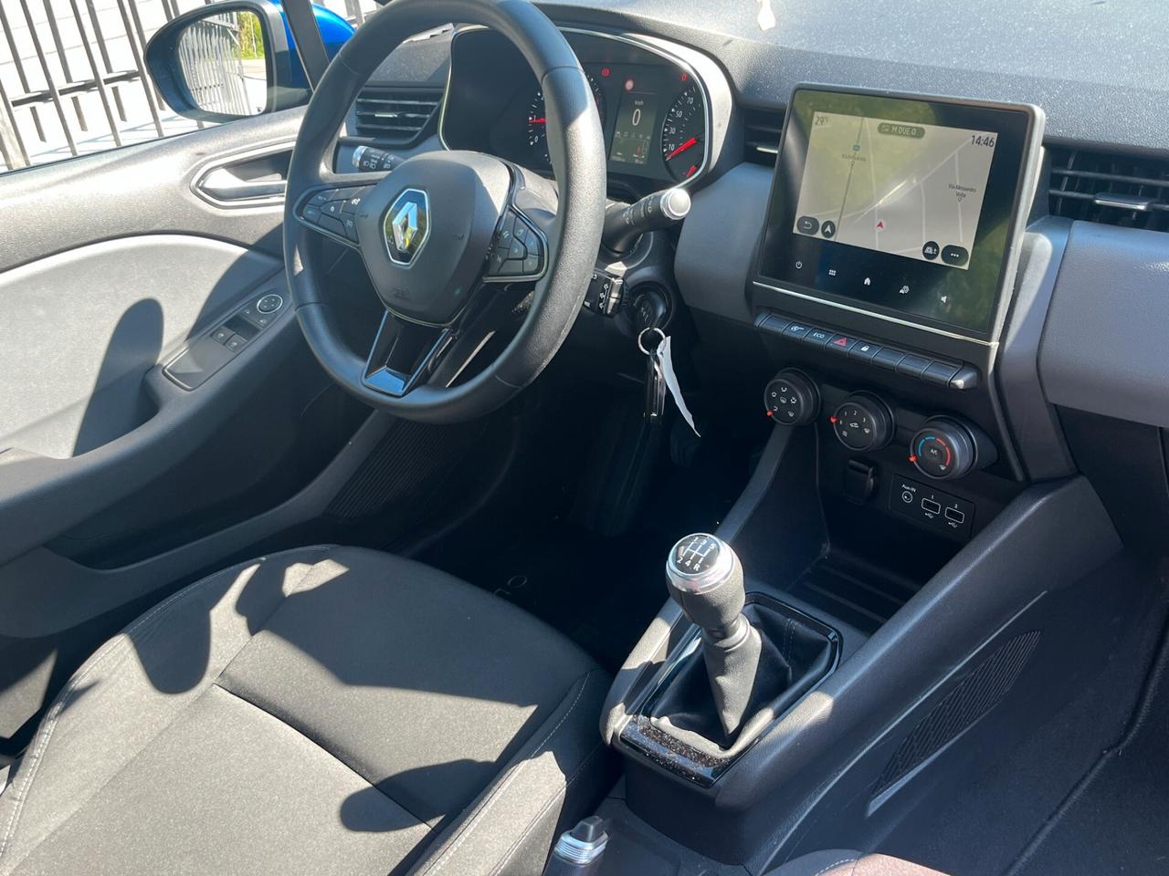Renault Clio TCe 100 CV 5 p Edition O.**km 79584**