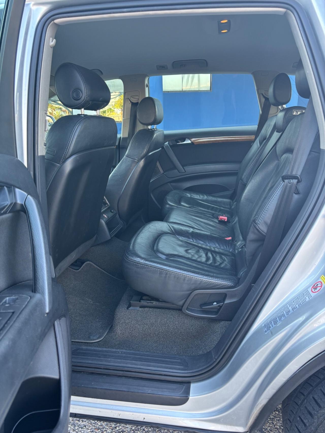 Audi Q7 3.0 V6 QUATTRO TIPTRONIC