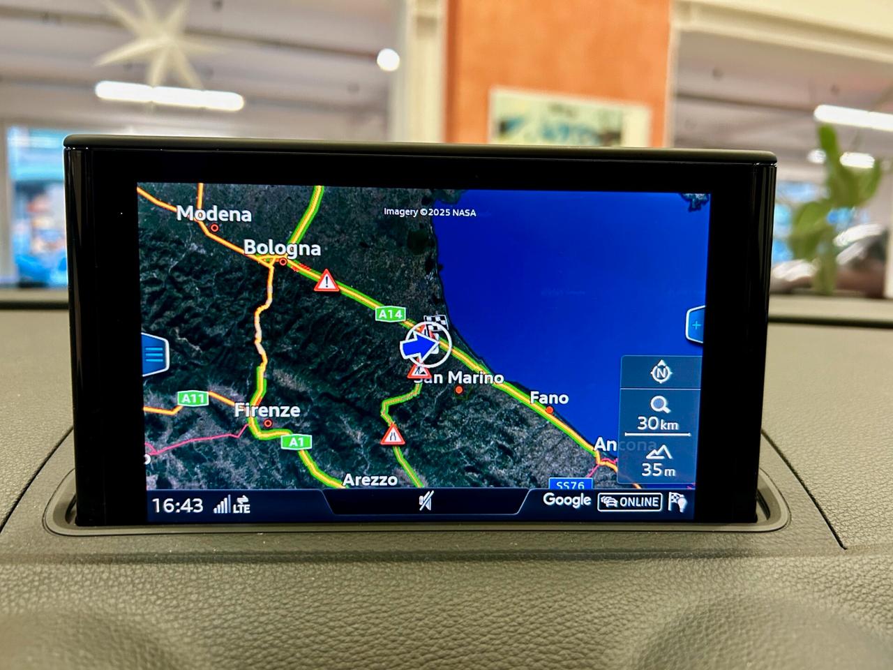 Audi A3 SPB 35 TDI S tronic S-LINE