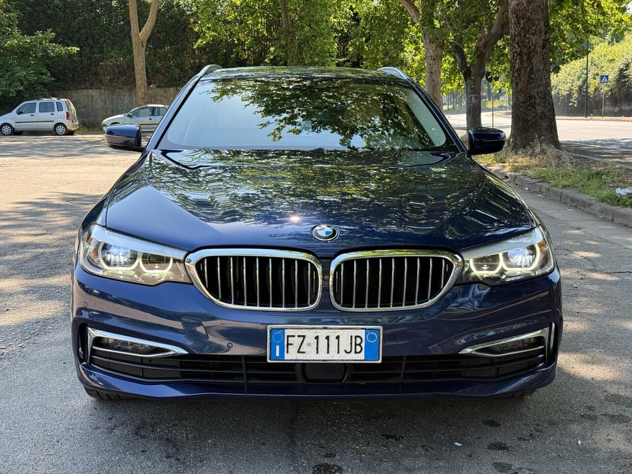 BMW 520d G31 2019 xDrive Touring Luxury
