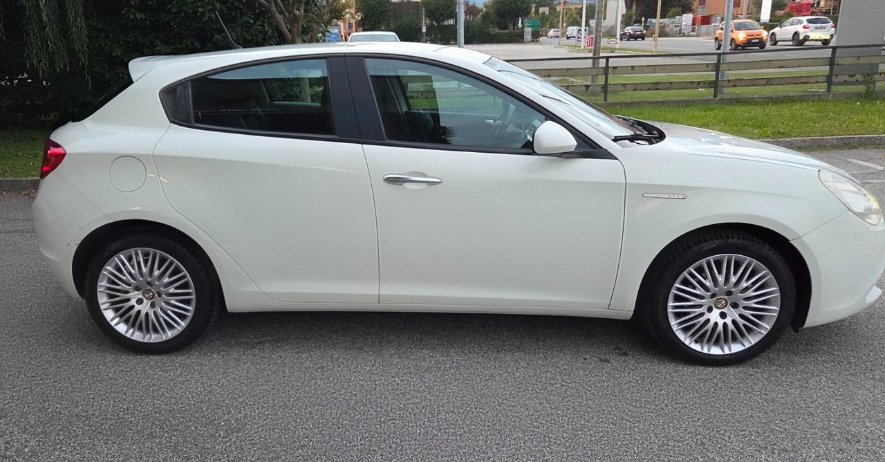 Alfa Romeo Giulietta 1.4 Turbo 105 CV Progression