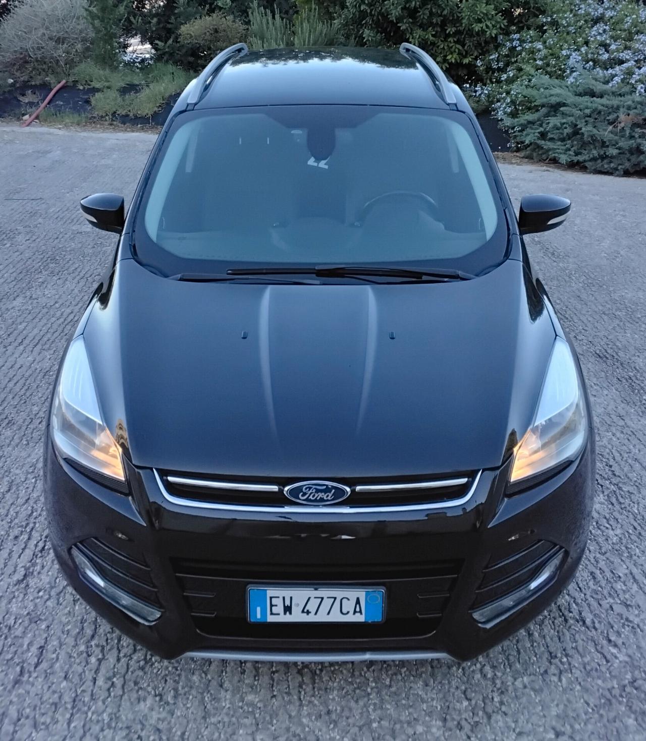 Ford Kuga 2.0 TDCI 163 CV 4WD Powershift Titanium
