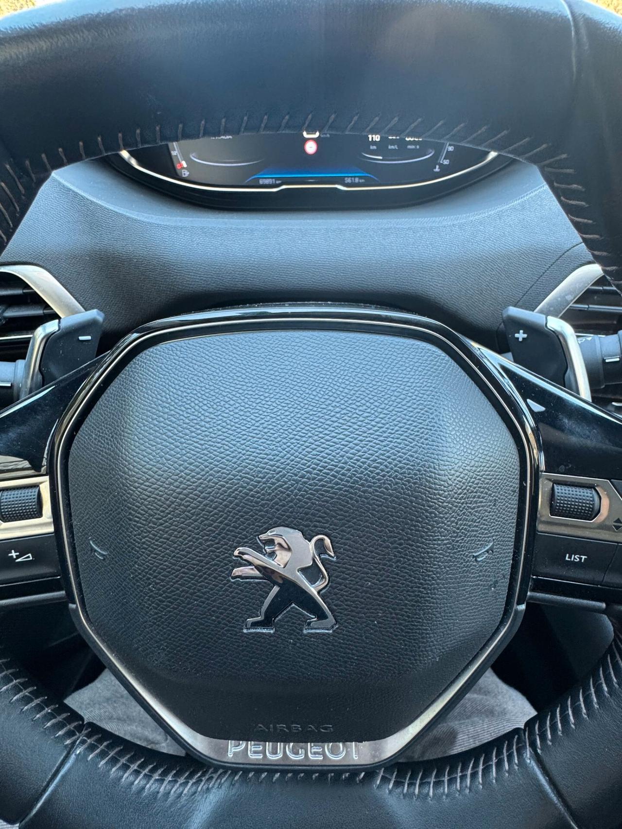 Peugeot 3008 BlueHDi 130 S&S EAT8 Allure
