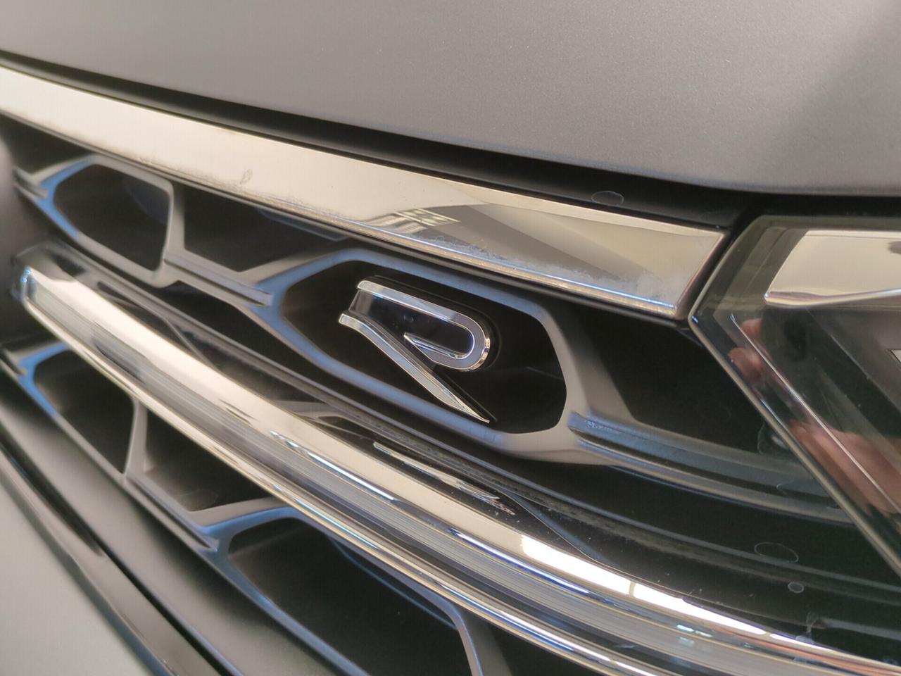 Volkswagen T-Roc R 2.0 TSI DSG 4MOTION BlueMotion Technology