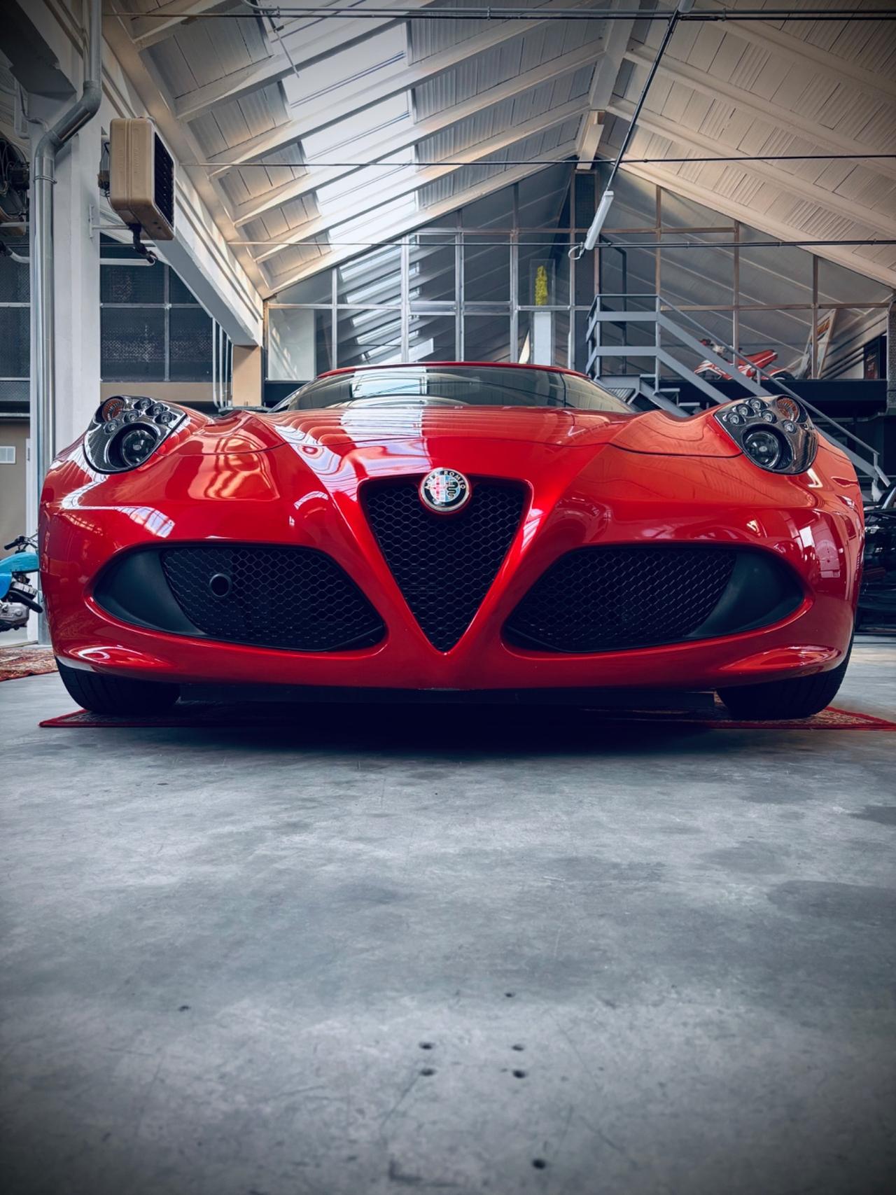 Alfa Romeo 4C 1750 TBi ex Jorge Lorenzo