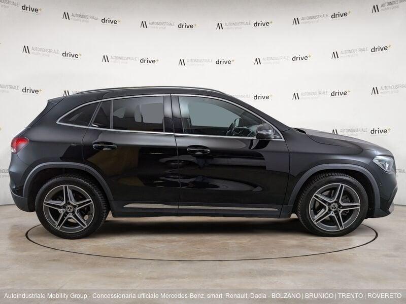 Mercedes-Benz GLA 200 D 4MATIC PREMIUM AUTOMATIC