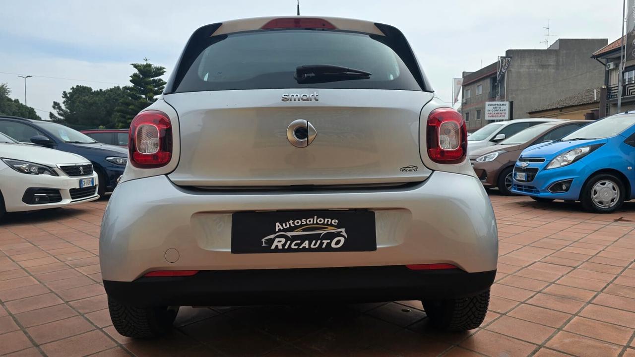 Smart ForFour 70 1.0 Passion