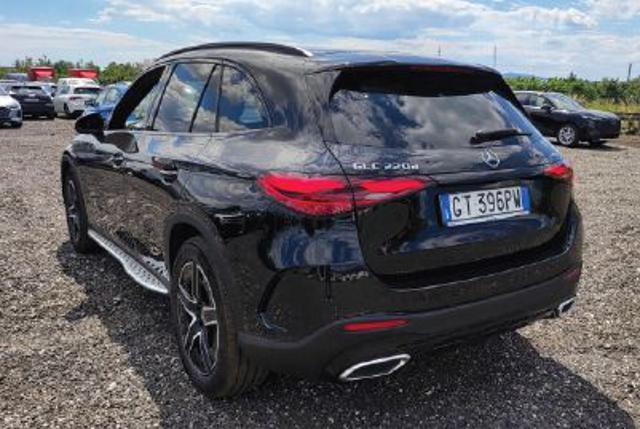 MERCEDES-BENZ GLC 220 d 4Matic Mild Hybrid AMG Line Premium *Pedane*